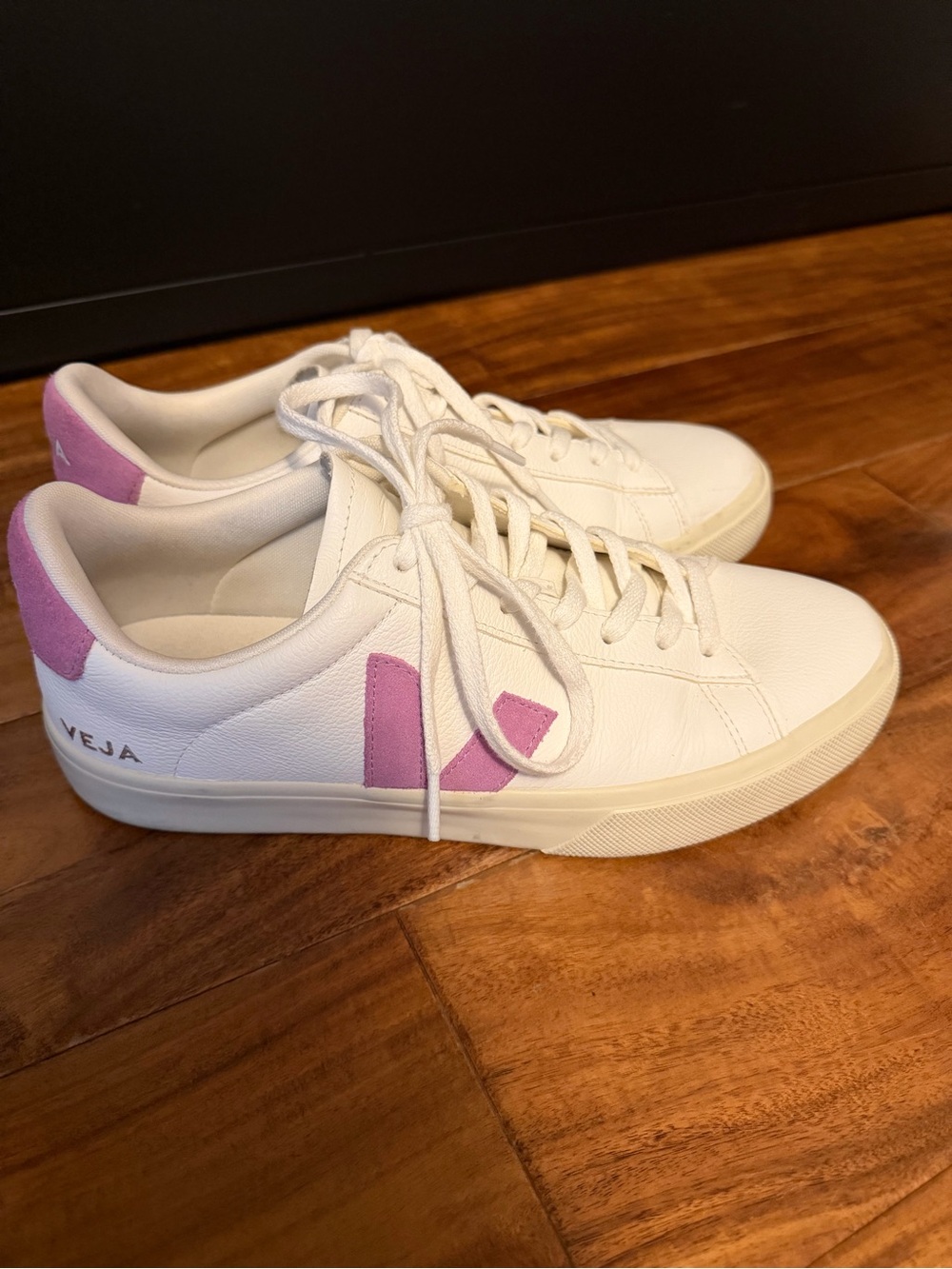 VEJA CAMPO CHROMEFREE LEATHER - WHITE MULBERRY - Women’s 11